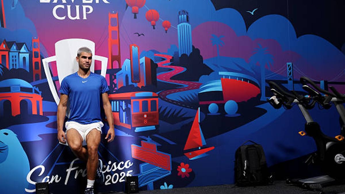 关于戴维斯杯完胜拉沃尔杯，阿尔卡拉斯高光表现的信息