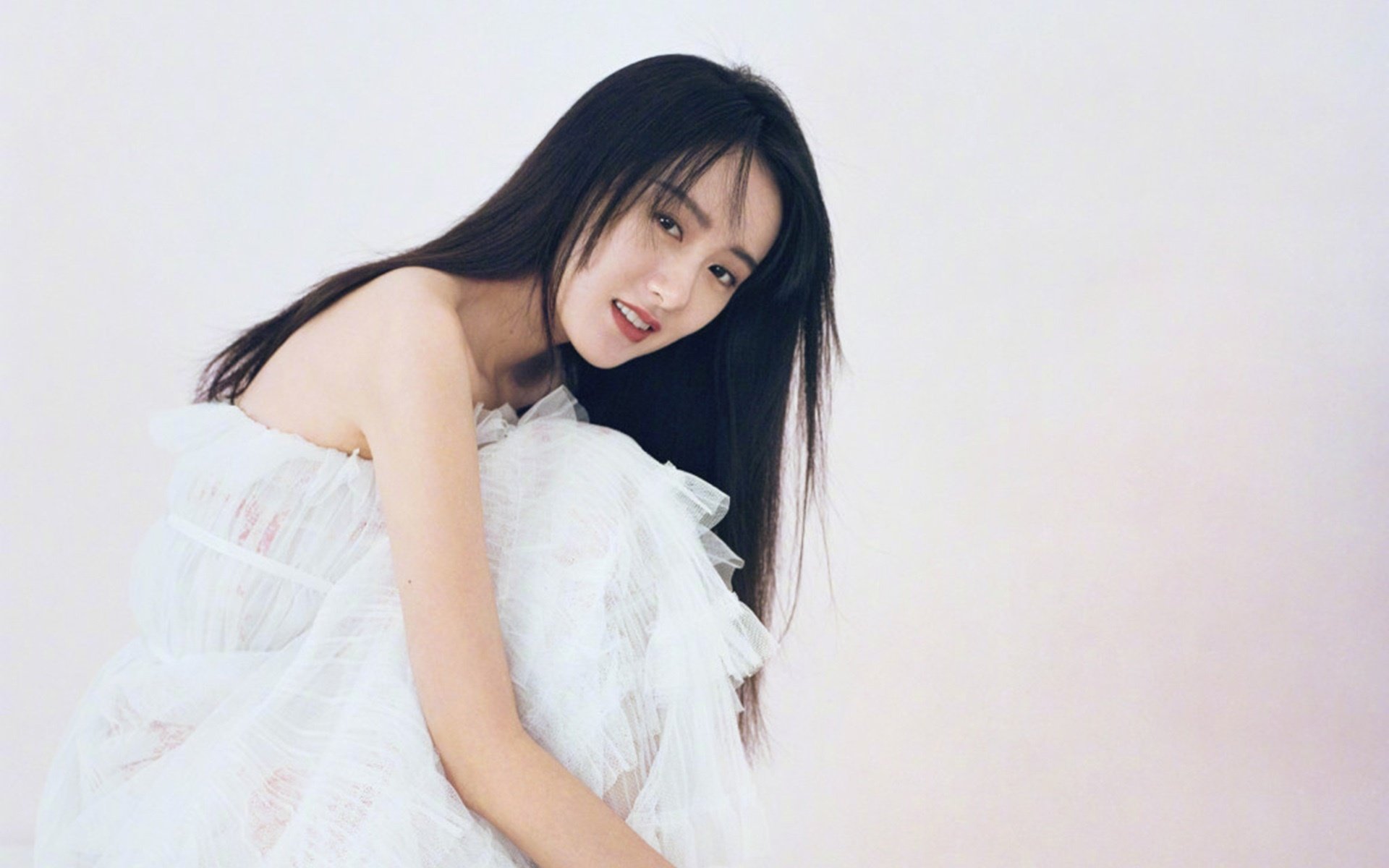 湖人库里时刻降临末节，冠军基因撕裂上海队防线