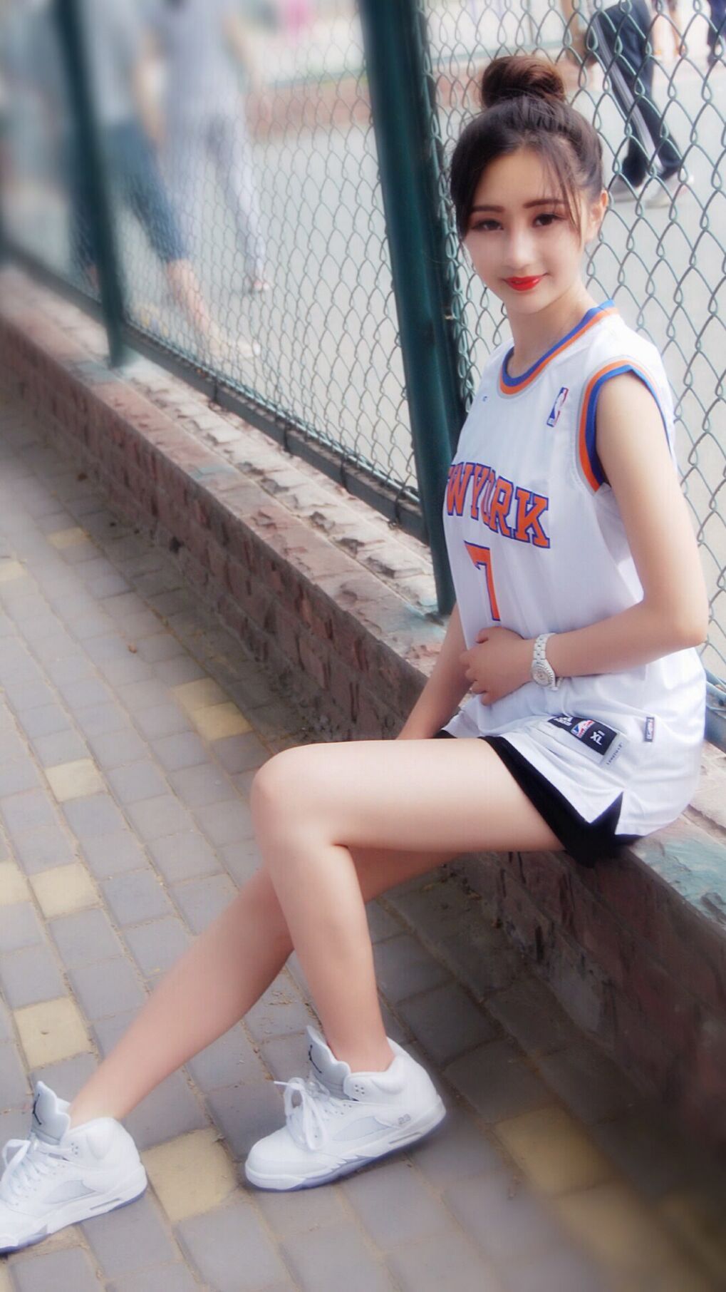 开云体育中国-暴风眼中心最冷静的杀手，爱德华兹关键连击撕碎湖人，老鹰展翅全面压制