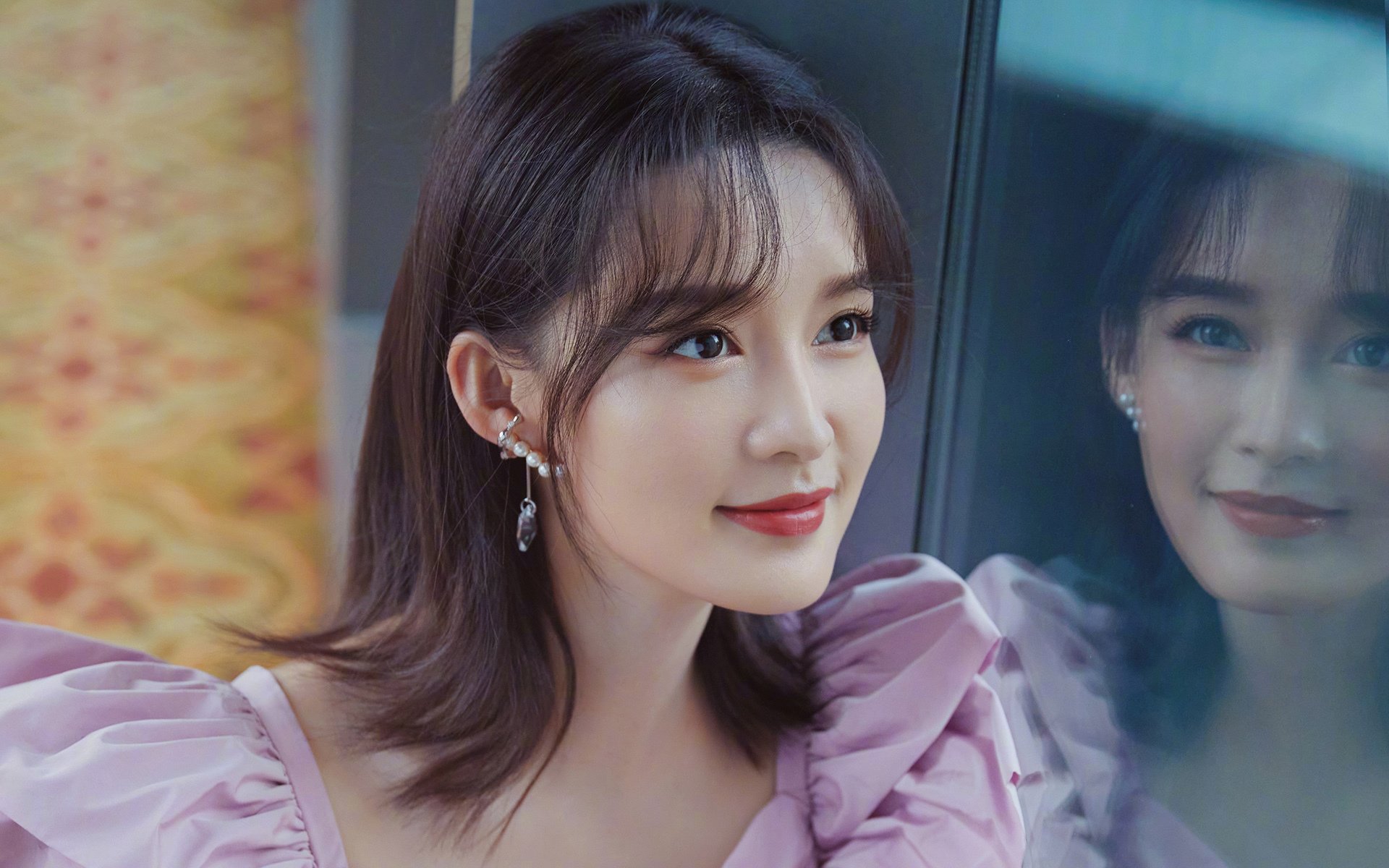 开云体育在线-足球巨星闯入F1赛道？阿圭罗的意外出场让揭幕战提前失去悬念